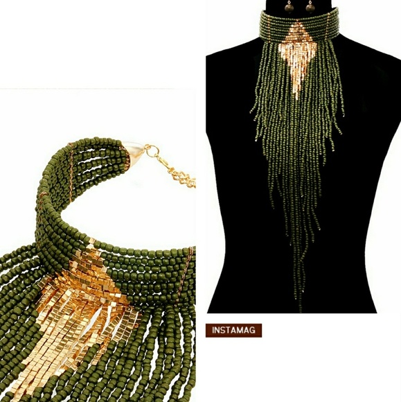 Beaded Bohemian Collar Necklace/Earring set - Picture 7 of 8